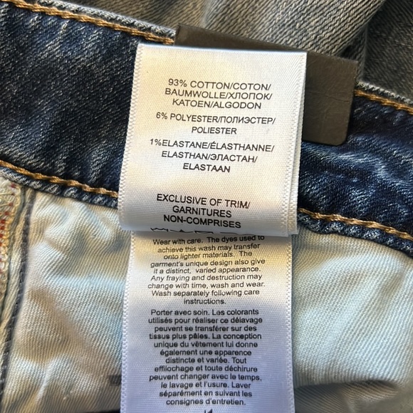 Silver Jeans Co Women's. Avery High Rise Slim Bootcut Jeans In Indigo - Picture 12 of 13